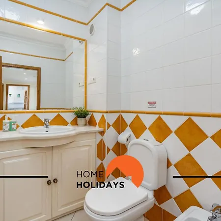 #270 T2 Bicos Flat S By Holidays דירה